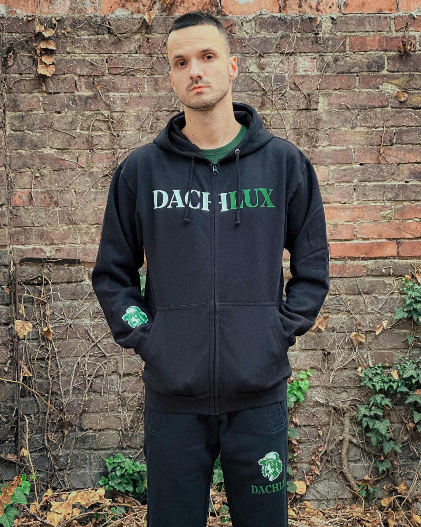 DACHLUX - BLACK ZOODIE - DACHLUX