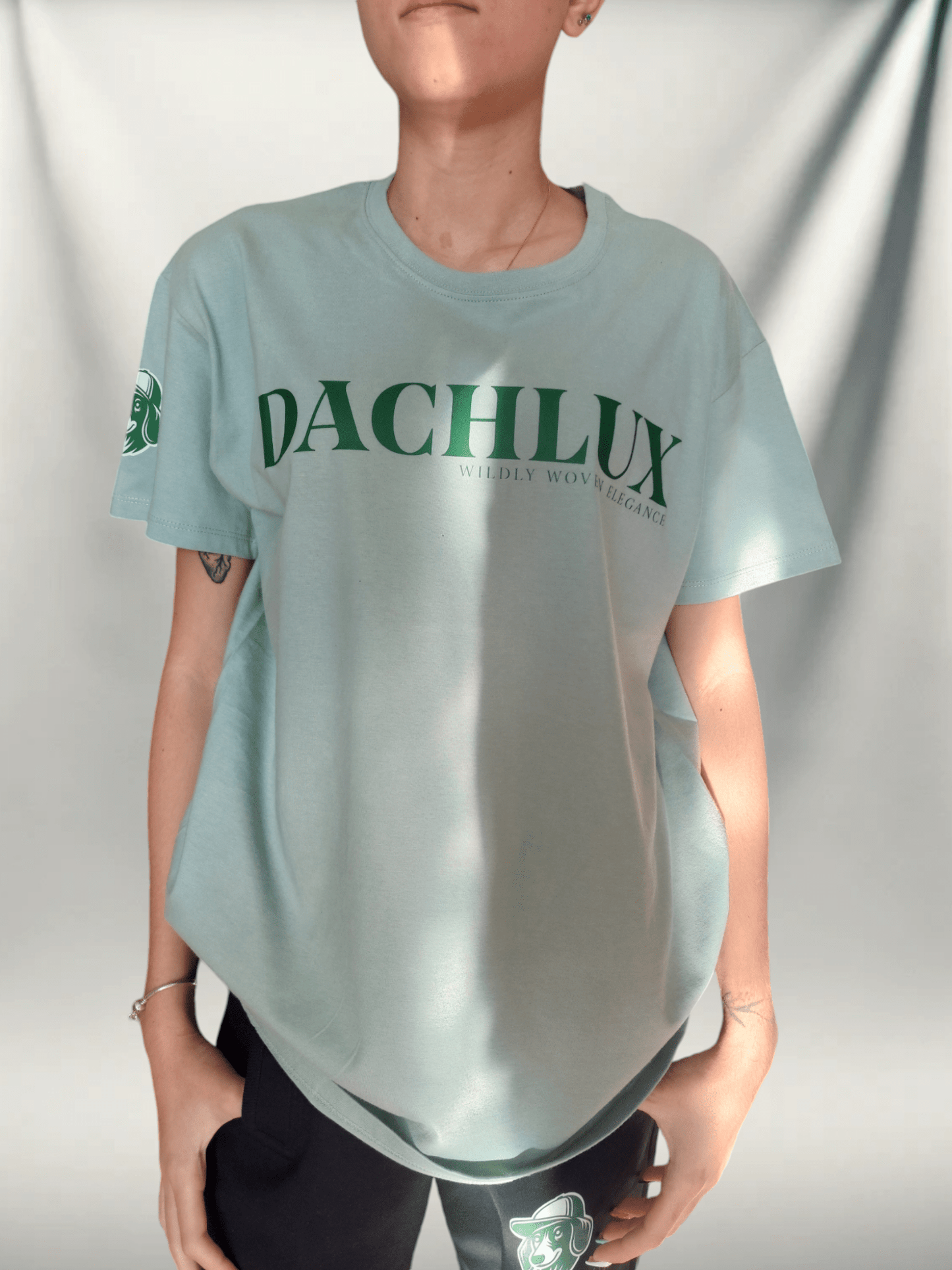 DACHLUX - GREEN SIGN - DACHLUX
