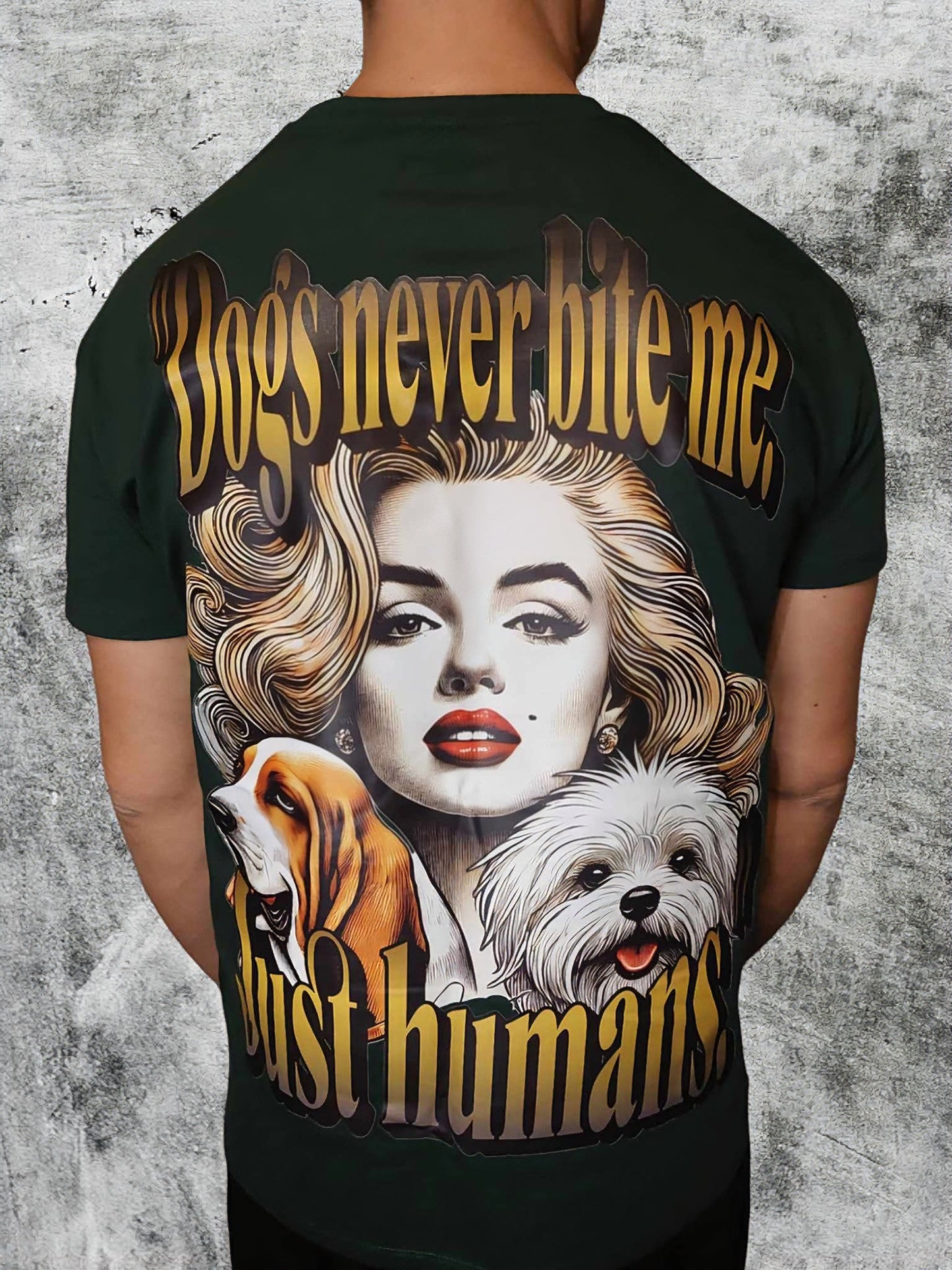 Dogs never bite Me - DACHLUX